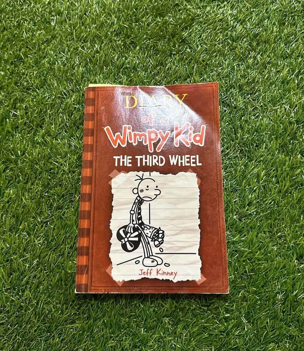 Diary Of A Wimpy Kid The Third Wheel Book 7 Hardcover Jeff Kinney
